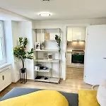 Golden Hour Mit Seeblick Апартаменты Брегенц